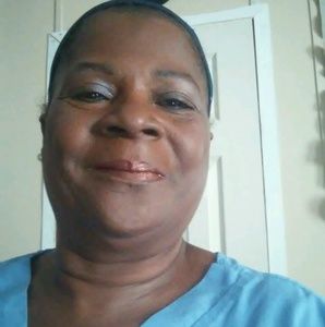 Meet your Posher, Brenda